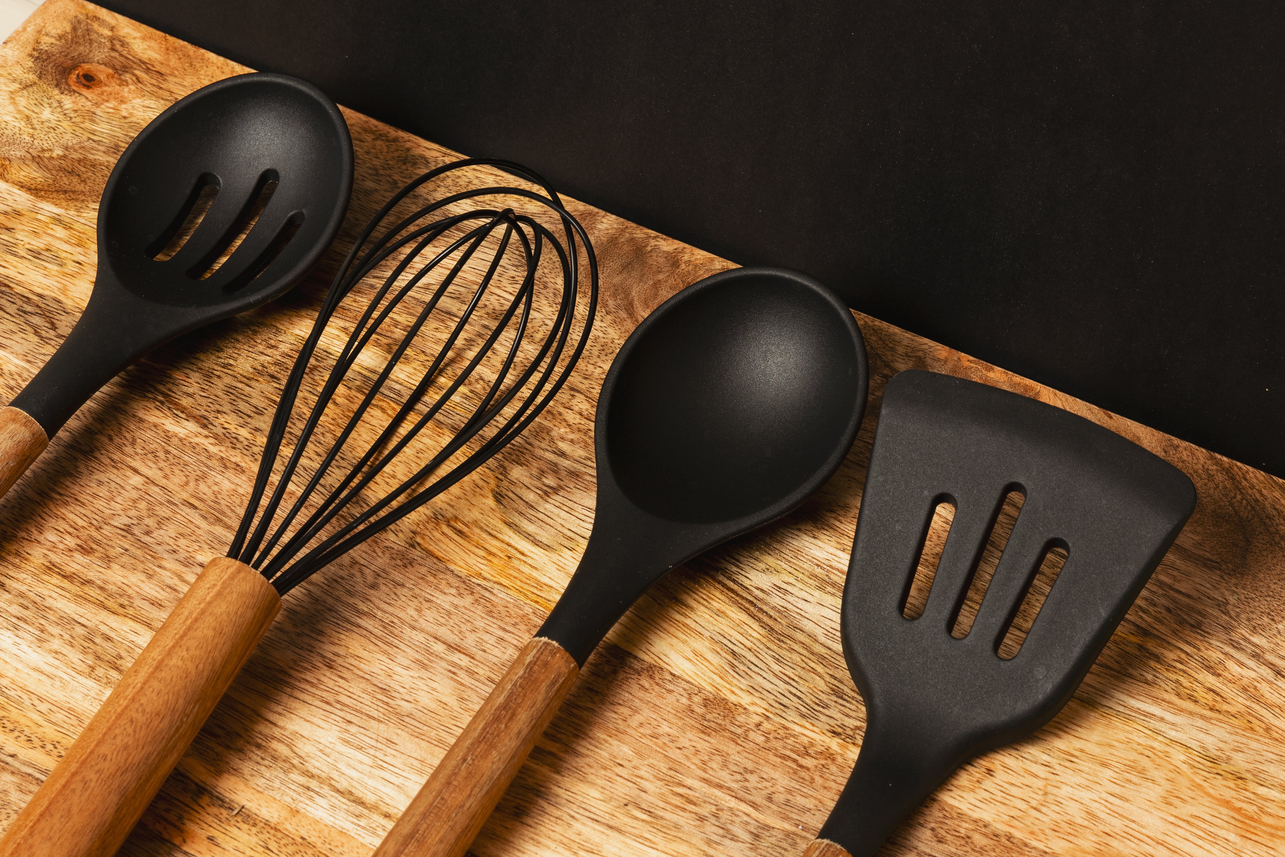 Kitchenware & Appliances